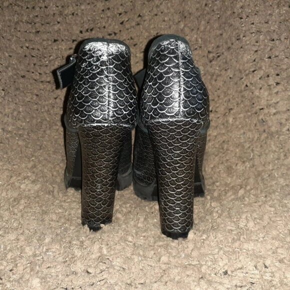 SHELLYS LONDON-Silver/Black-SCALES-Silver/Black-Leather Heels-Sz 7.5-Excellent - Picture 5 of 7